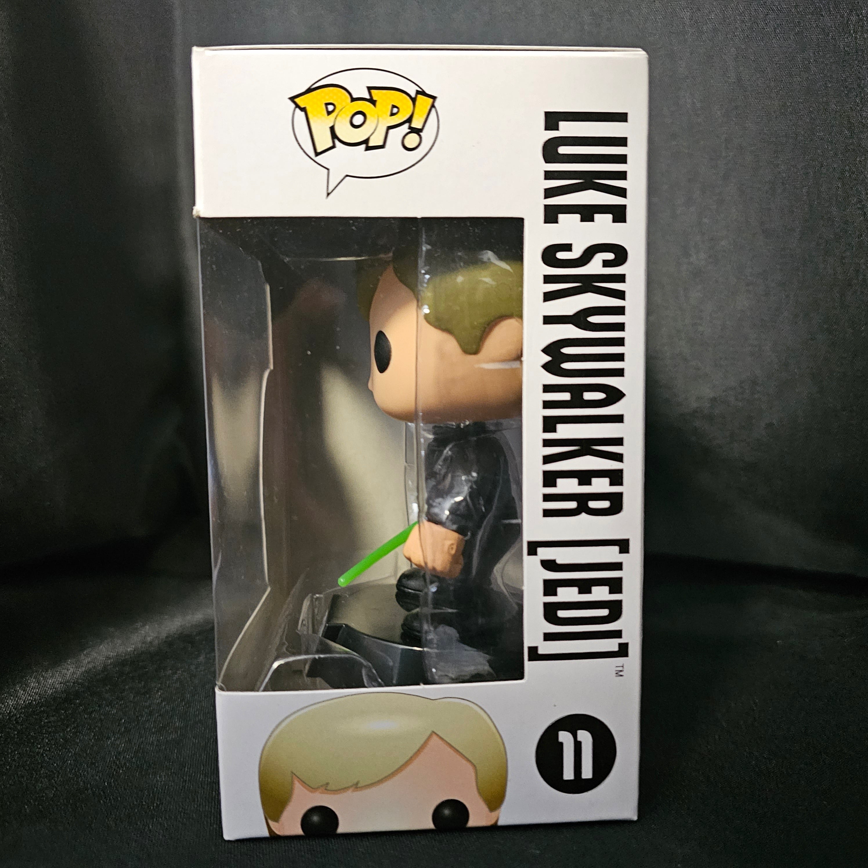 Star Wars Pop! Vinyl Bobblehead Jedi Luke Skywalker [Re-Release] [11] - Fugitive Toys