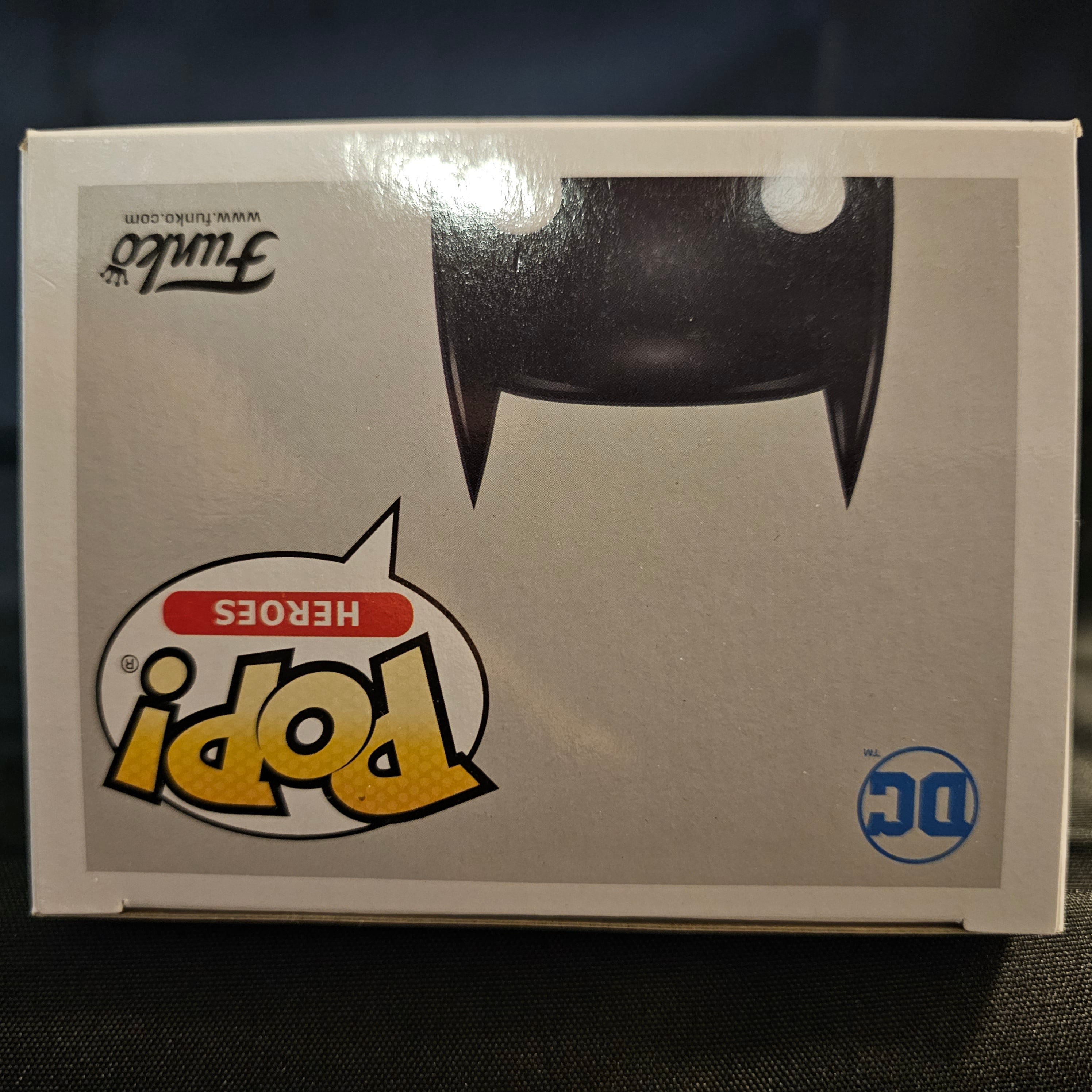 DC Universe Pop! Vinyl Figure Orange Chrome Batman [Toy Tokyo] [144] - Fugitive Toys